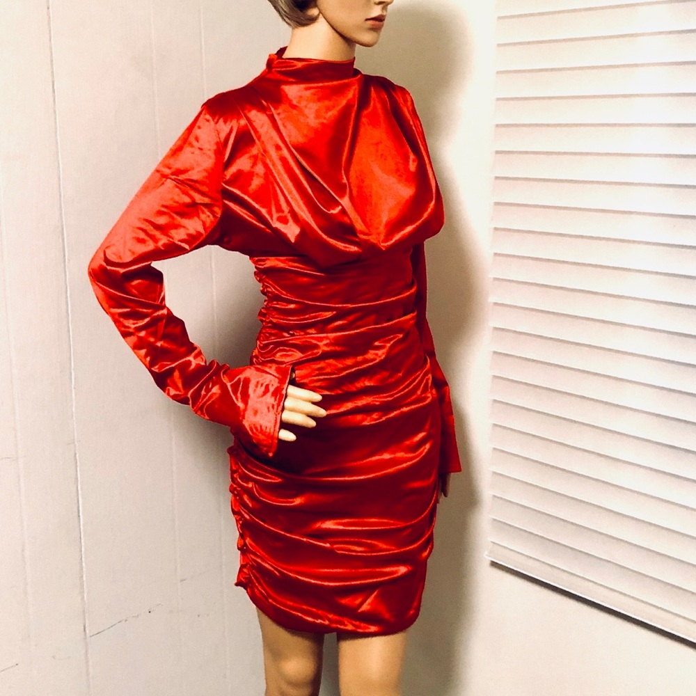 NWT SMLXL HP πΉRed scrunch long sleeve sexy satin - Picture 5 of 9